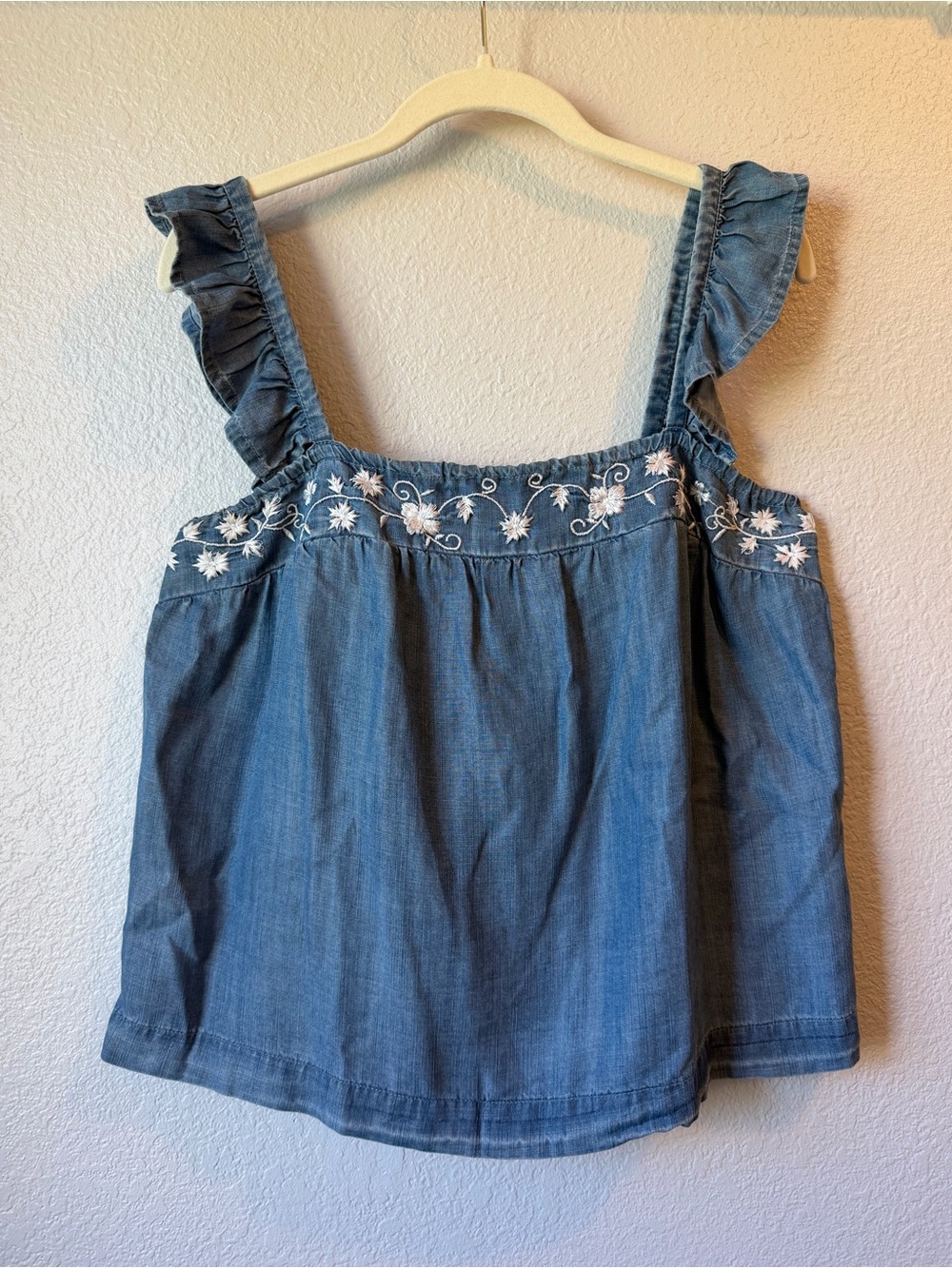 Harper Heritage Embroidered Chambray Tank Top, EUC, XL